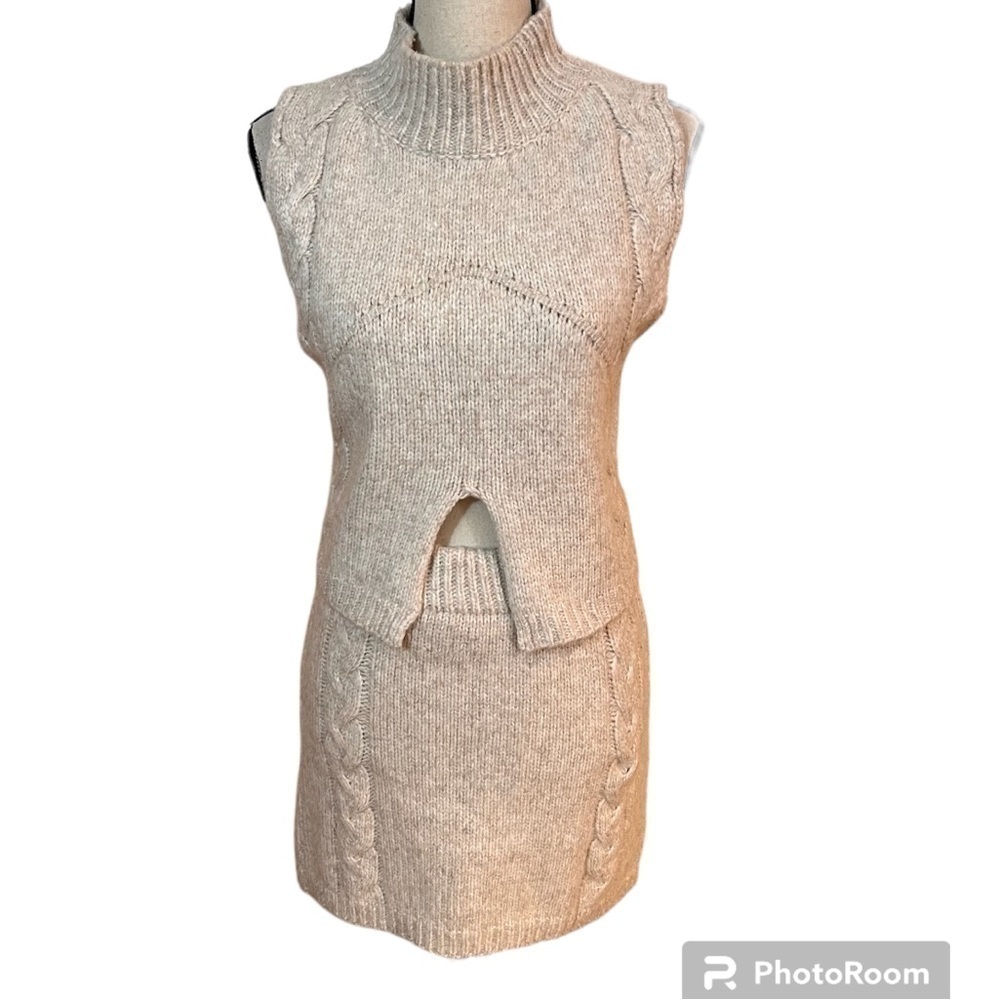 Le Lis Cable Knit Sweater and Skirt Set